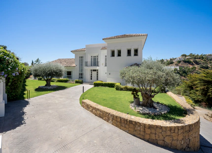 IMPRESIONANTE VILLA EN VENTA EN LA QUINTA