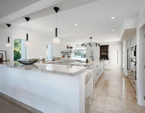 Villa for sale in Benahavis