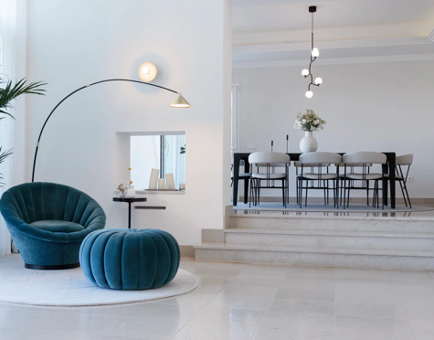 Villa for sale in Benahavis