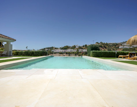 Villa for sale in Benahavis