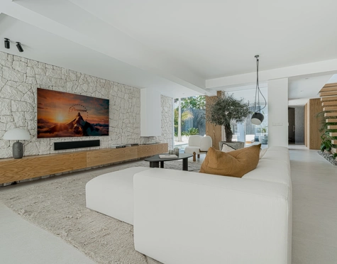 Villa en venta en Nueva Andalucia, Marbella
