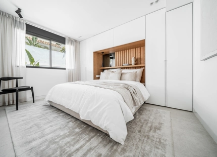 VILLA TOTALMENTE REFORMADA EN VENTA EN NUEVA ANDALUCIA