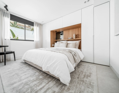 Villa en venta en Nueva Andalucia, Marbella
