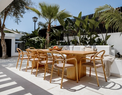 Villa en venta en Nueva Andalucia, Marbella