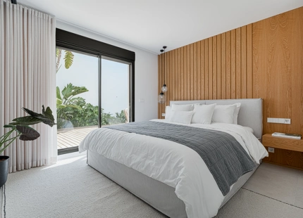 VILLA TOTALMENTE REFORMADA EN VENTA EN NUEVA ANDALUCIA