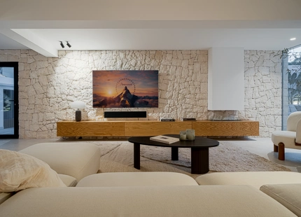 VILLA TOTALMENTE REFORMADA EN VENTA EN NUEVA ANDALUCIA