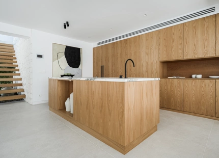 VILLA TOTALMENTE REFORMADA EN VENTA EN NUEVA ANDALUCIA