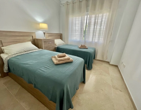 Apartamento en alquiler a corta temporada en Costalita, Estepona East