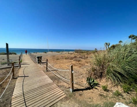 Apartamento en alquiler a corta temporada en Costalita, Estepona East