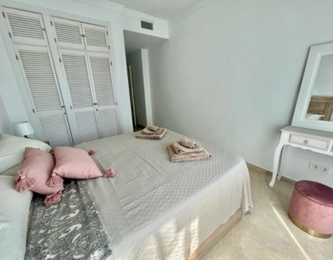 Apartamento en alquiler a corta temporada en Costalita, Estepona East