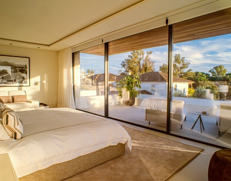 Villa for sale in Marbella Golden Mile