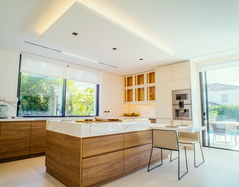 Villa for sale in Marbella Golden Mile