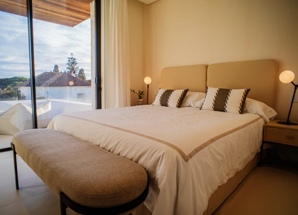 VILLA MODERNA A LA VENTA EN LA MILLA DE ORO