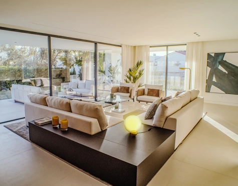 Villa for sale in Marbella Golden Mile