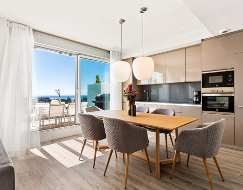 Penthouse for sale in New Golden Mile, Estepona East