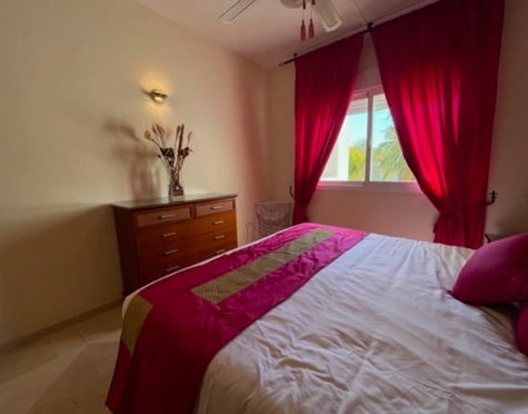 Apartment for sale in Costalita, Estepona East