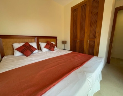 Apartment for sale in Costalita, Estepona East