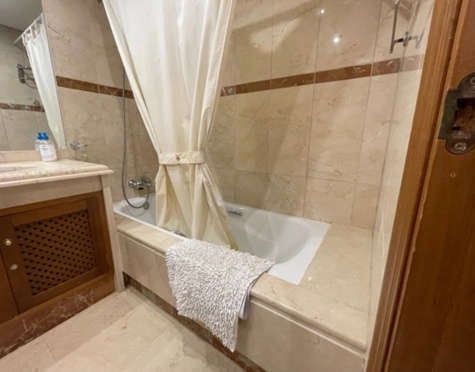 Apartment for sale in Costalita, Estepona East
