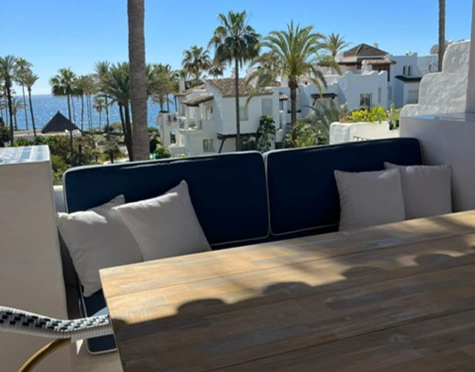 Apartamento en alquiler a corta temporada en Alcazaba Beach, Estepona East