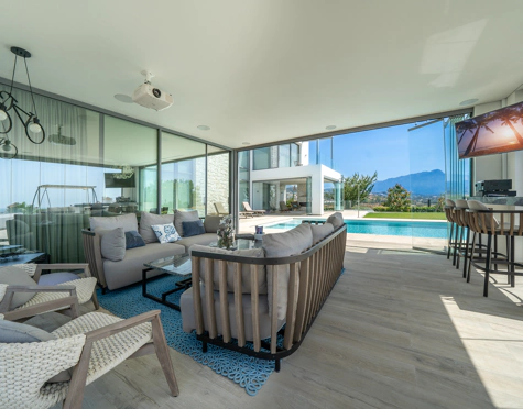 Villa en venta en Benahavis