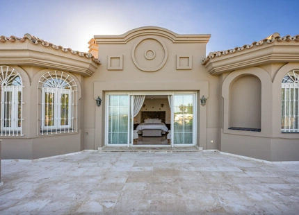 IMPRESIONANTE VILLA EN VENTA EN NUEVA ANDALUCIA