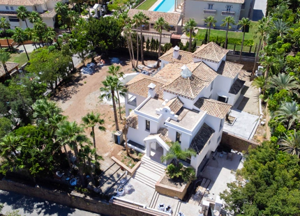 VENTA DE VILLA DE LUJO EN SIERRA BLANCA