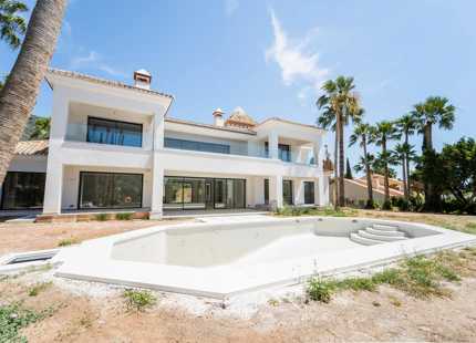 VENTA DE VILLA DE LUJO EN SIERRA BLANCA
