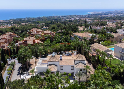 VENTA DE VILLA DE LUJO EN SIERRA BLANCA