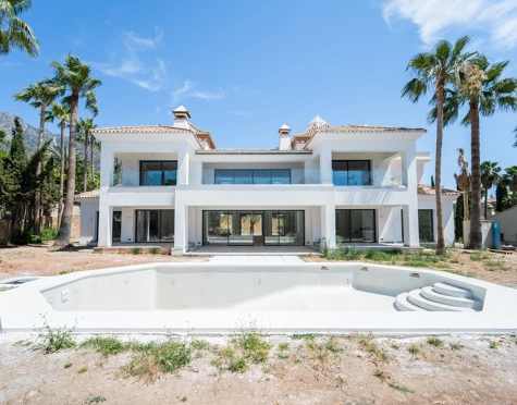 Villa for sale in Sierra Blanca, Marbella Golden Mile
