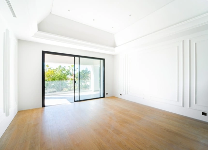 VENTA DE VILLA DE LUJO EN SIERRA BLANCA
