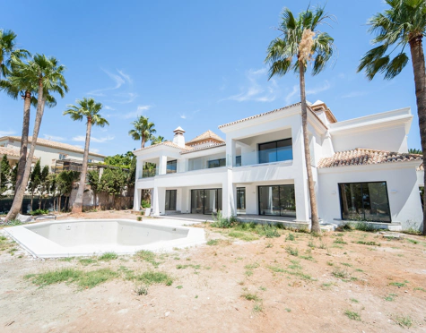 Villa for sale in Sierra Blanca, Marbella Golden Mile