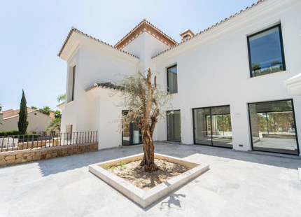 VENTA DE VILLA DE LUJO EN SIERRA BLANCA
