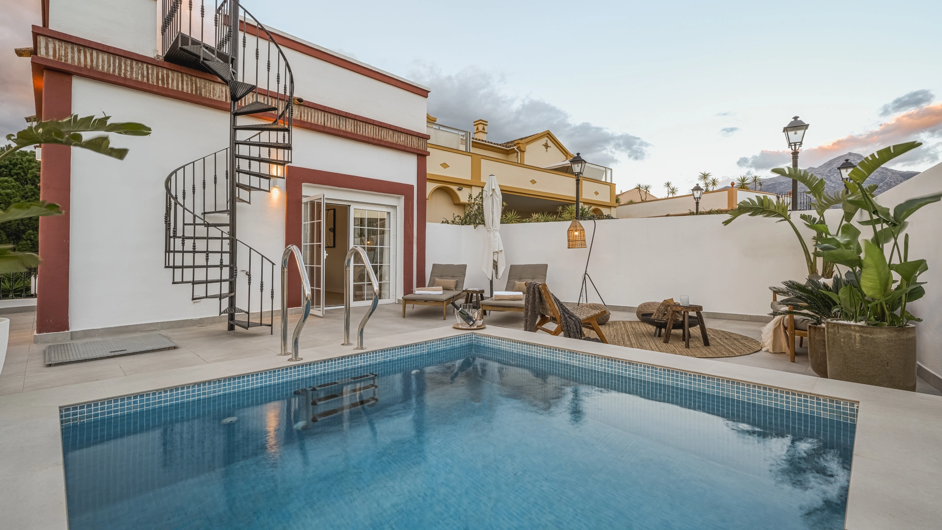 Semi Detached House for sale in Aldea Dorada, Nueva Andalucia