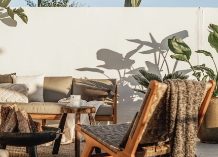 CHARMING SEMI DETACHED HOUSE FOR SALE IN NUEVA ANDALUCIA