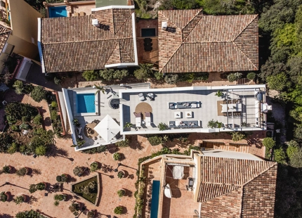 CHARMING SEMI DETACHED HOUSE FOR SALE IN NUEVA ANDALUCIA
