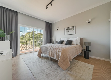 CHARMING SEMI DETACHED HOUSE FOR SALE IN NUEVA ANDALUCIA