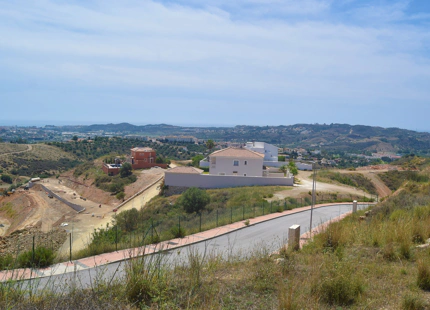 7 TERRENOS EN VENTA EN MIJAS