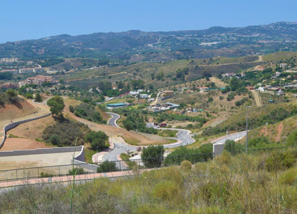 7 TERRENOS EN VENTA EN MIJAS