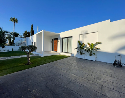 Villa en alquiler a corta temporada en Guadalmina Baja, San Pedro de Alcantara