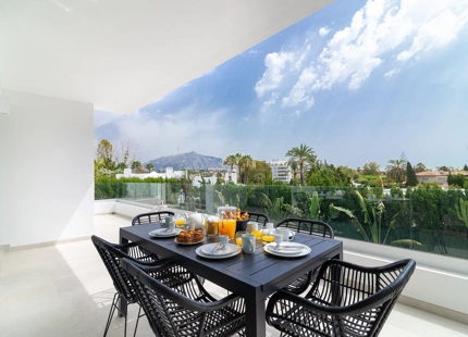 VILLA DE LUJO EN ALQUILER EN GUADALMINA ALTA