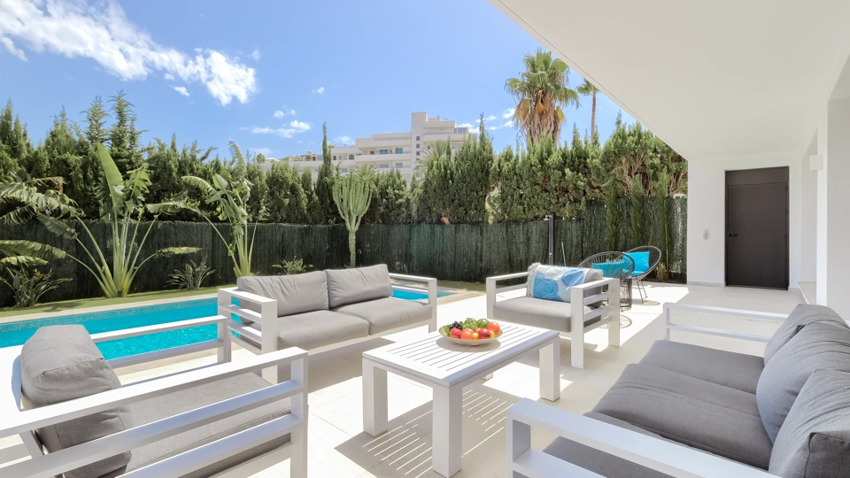 Villa en alquiler a corta temporada en Guadalmina Baja, San Pedro de Alcantara
