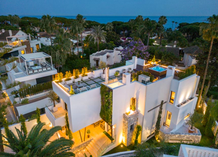 VILLA MODERNA EN UNA UBICACIÓN PRESTIGIOSA