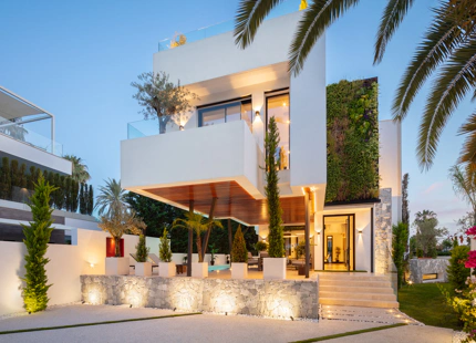 VILLA MODERNA EN UNA UBICACIÓN PRESTIGIOSA