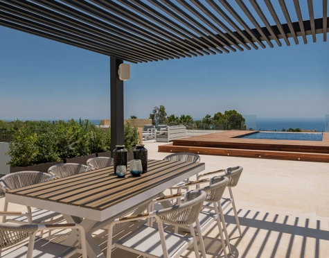 Villa en venta en Cascada de Camojan, Marbella Golden Mile