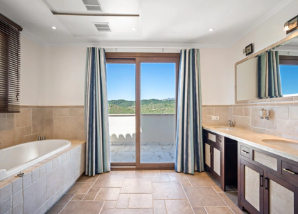 FANTASTIC VILLA IN MONTE MAYOR 