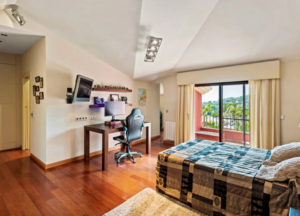 CHALET EN VENTA EN NUEVA ANDALUCIA
