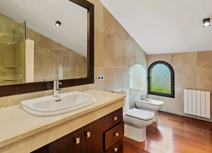 CHALET EN VENTA EN NUEVA ANDALUCIA