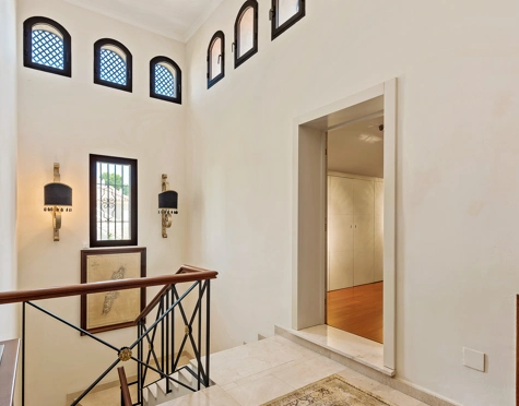 Villa for sale in Nueva Andalucia, Marbella