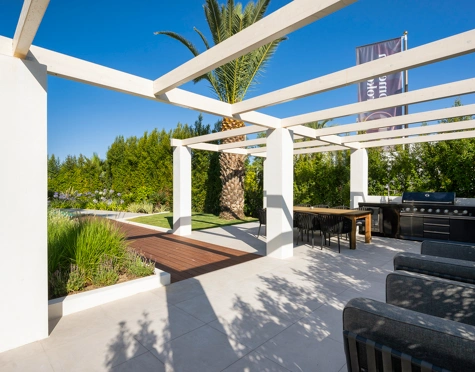 Villa for sale in Nueva Andalucia, Marbella