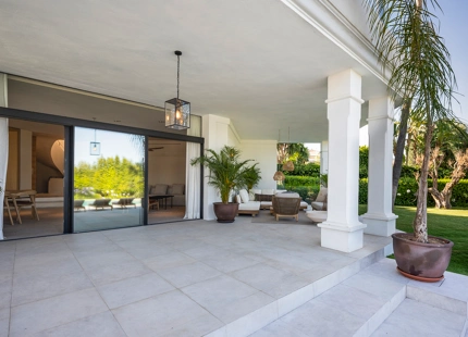 LUXURIOUS VILLA FOR SALE IN NUEVA ANDALUCIA